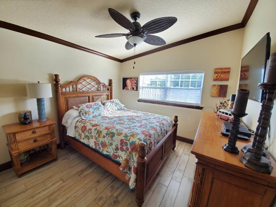 Hawaiian Cottage - Heated Pool Walk To The Beach Cocoa Beach Bagian luar foto
