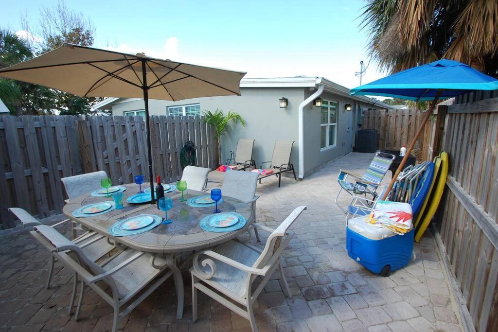 Hawaiian Cottage - Heated Pool Walk To The Beach Cocoa Beach Bagian luar foto